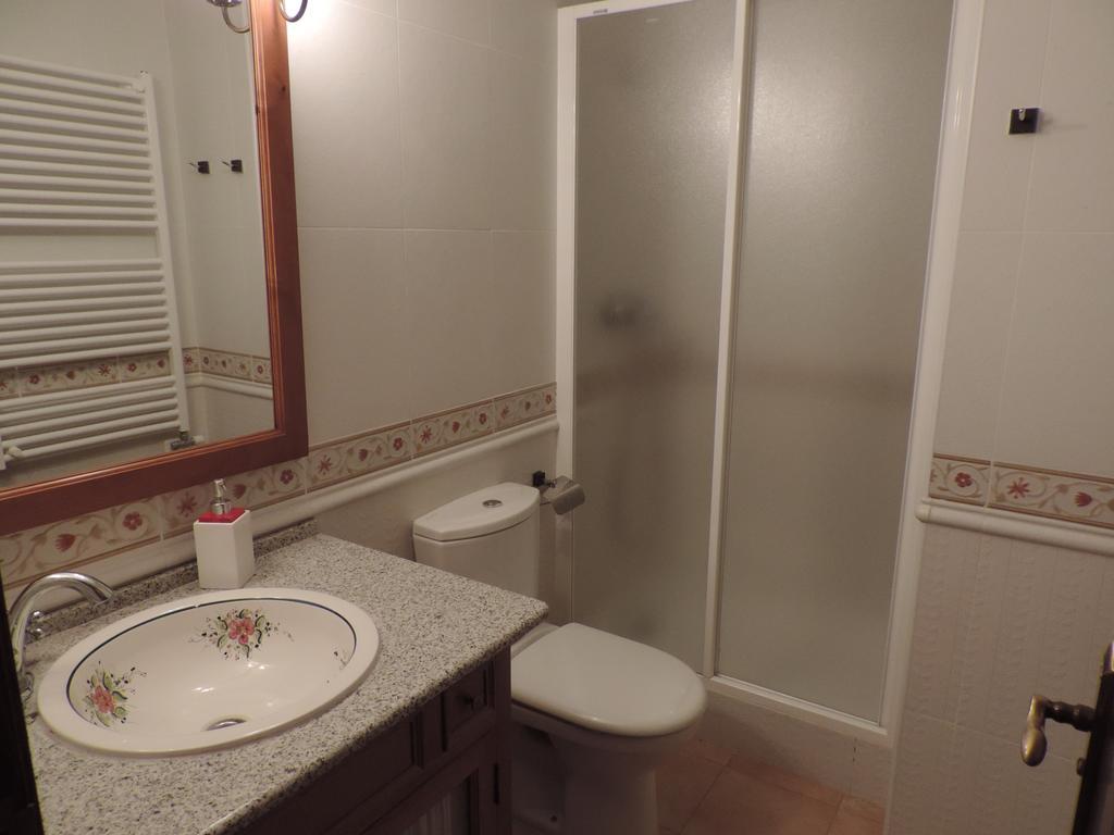 Apartamentos Turisticos El Refugio Мора-де-Рубьелос Номер фото