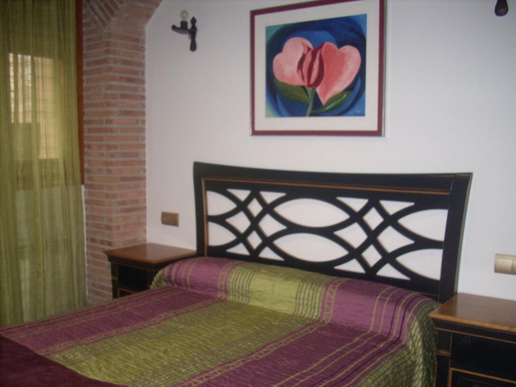 Apartamentos Turisticos El Refugio Мора-де-Рубьелос Номер фото