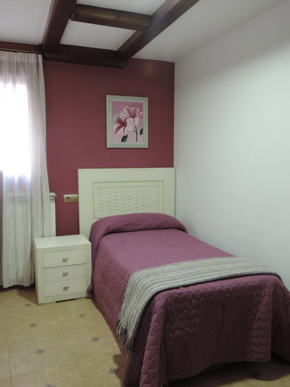 Apartamentos Turisticos El Refugio Мора-де-Рубьелос Номер фото