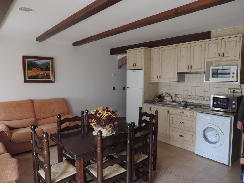 Apartamentos Turisticos El Refugio Мора-де-Рубьелос Номер фото